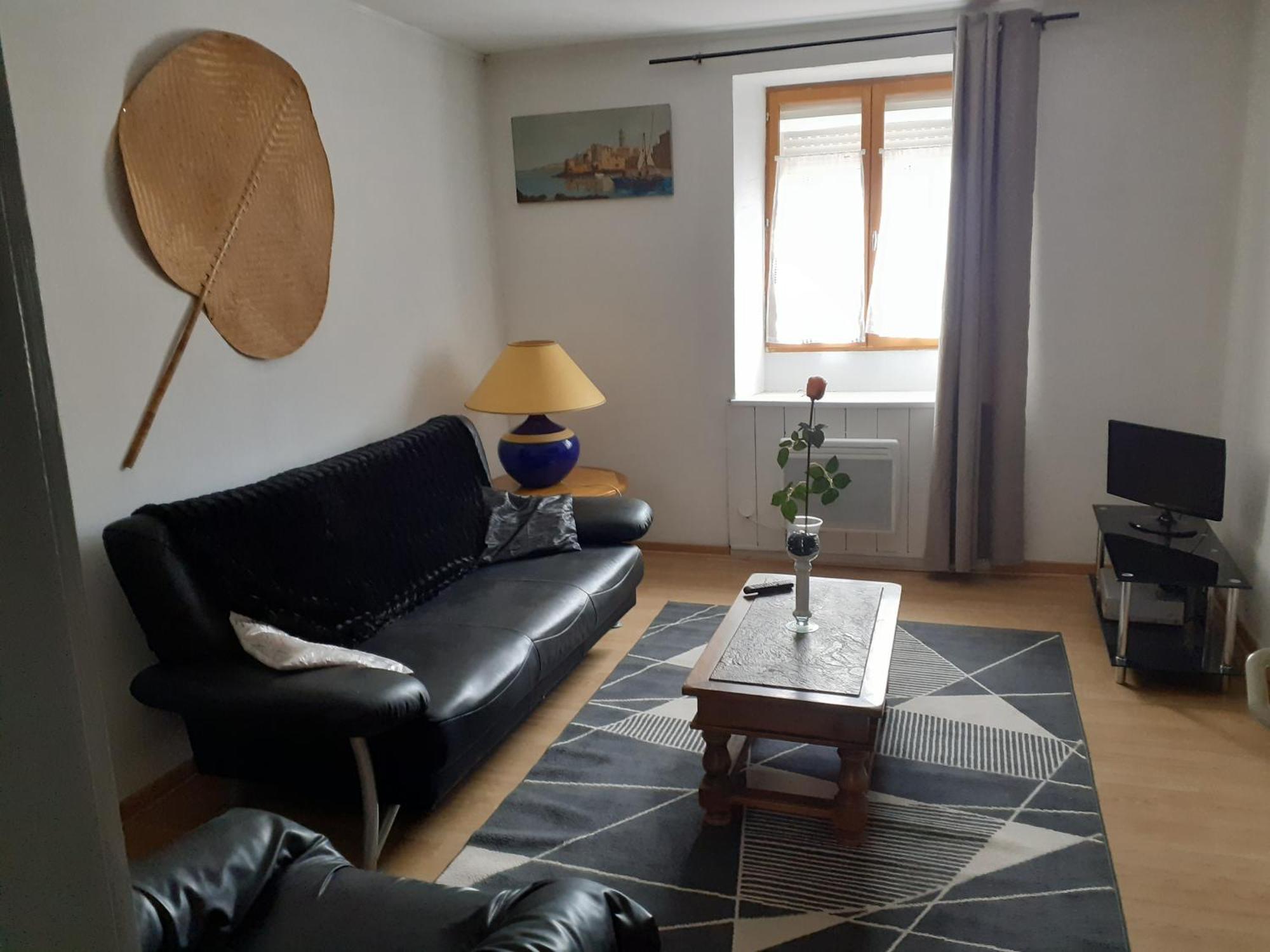 Apartamento Lo Forat Dins La Paret Viviez Exterior foto